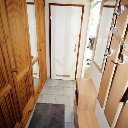 O04-003 * Heiligenhafen